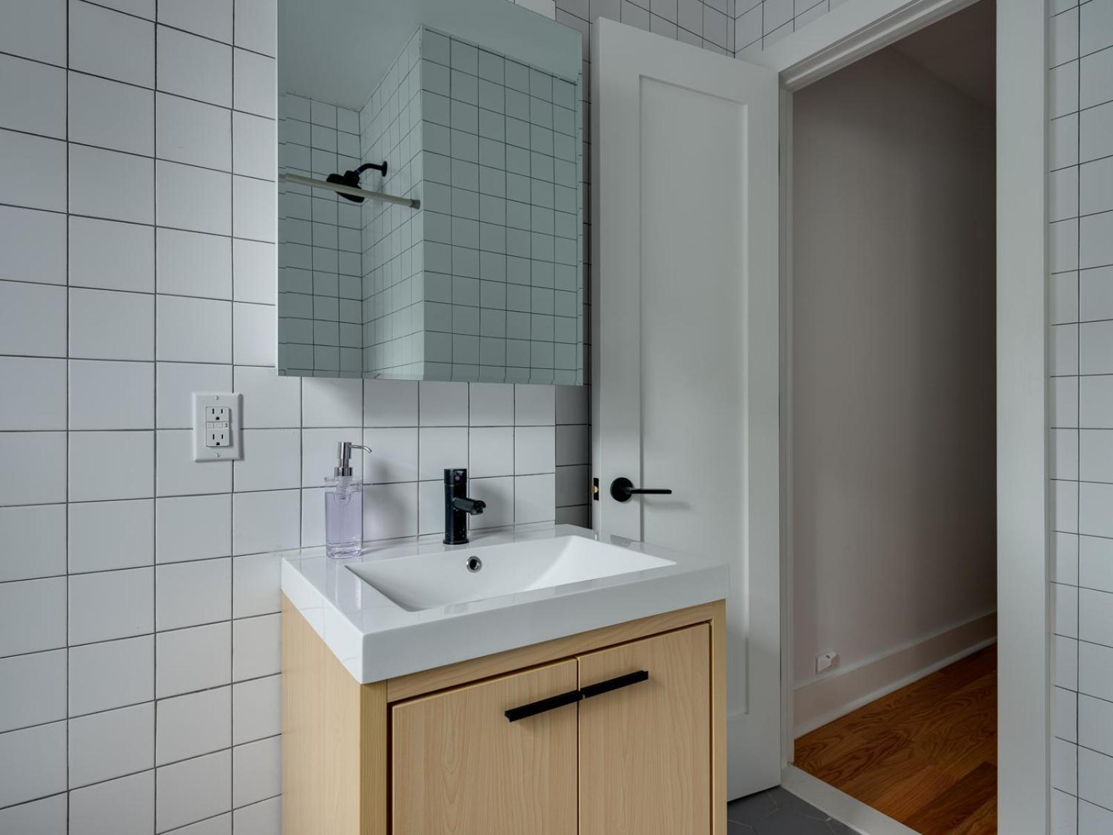 Three Bedroom Brooklynite Suite! New York Eksteriør bilde