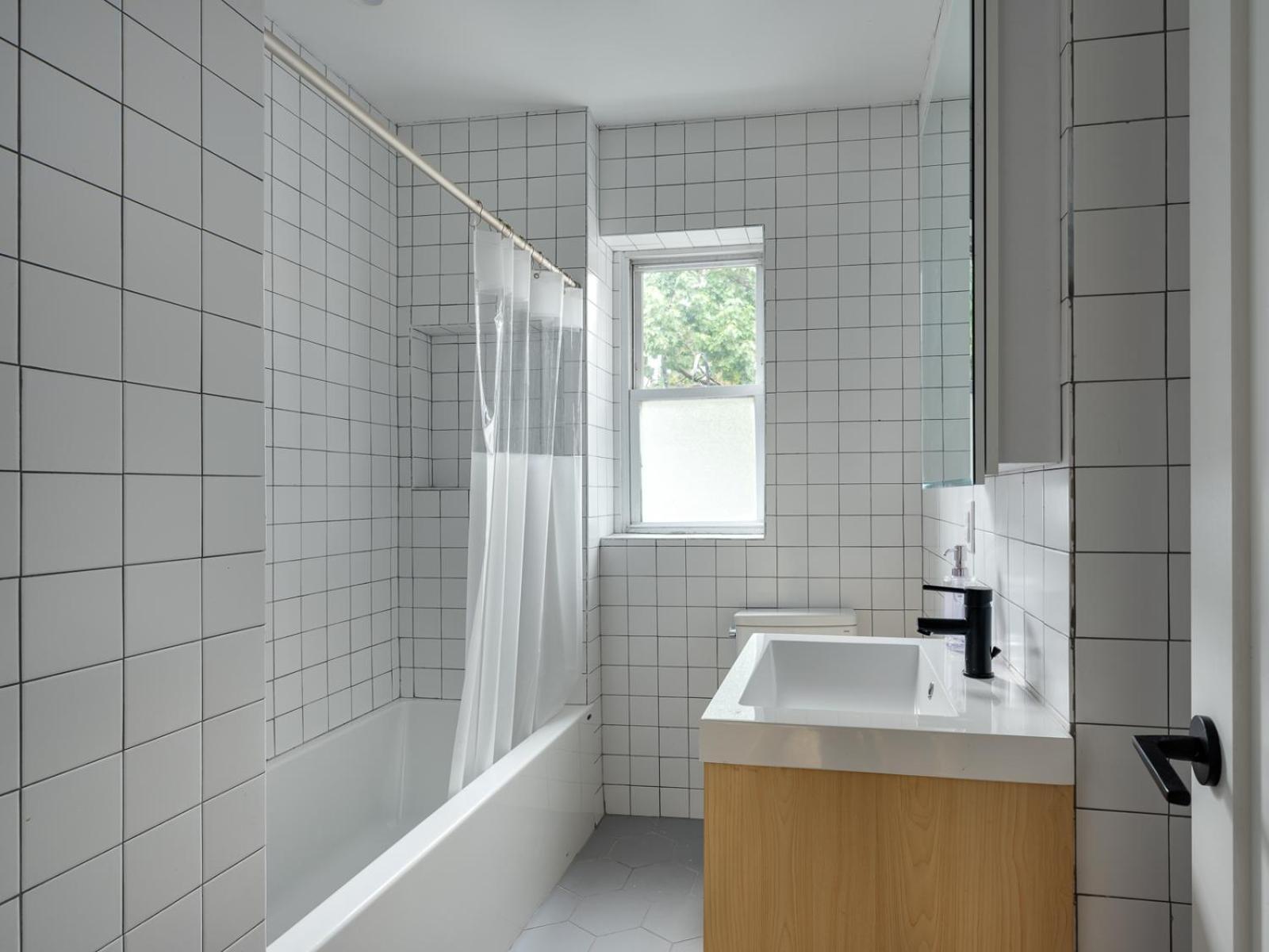 Three Bedroom Brooklynite Suite! New York Eksteriør bilde
